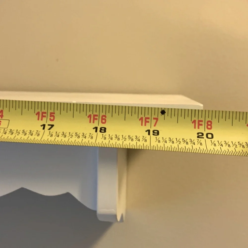White Wood Wall Shelf with scallop design